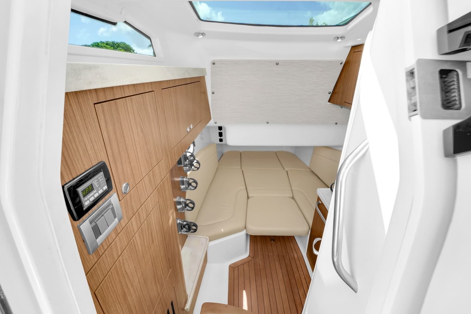 2020 Boston Whaler 380 Outrage - Photo 46
