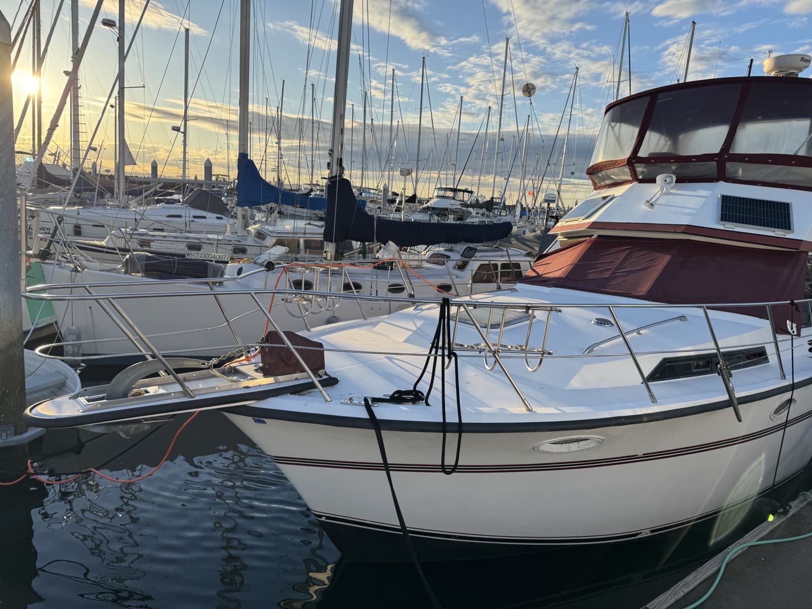 1987 President 37 Sundeck - Photo 4