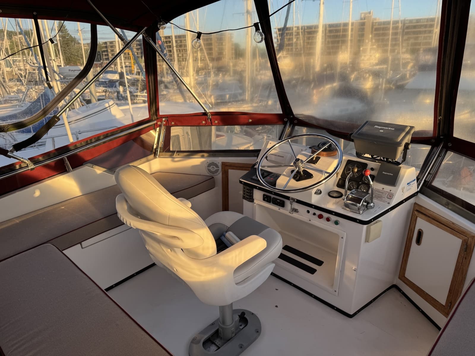1987 President 37 Sundeck - Photo 61