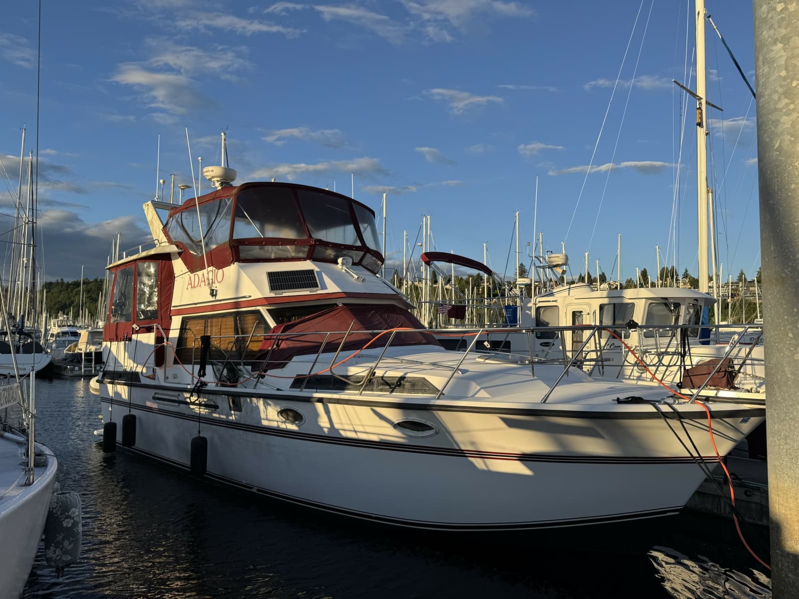 1987 President 37 Sundeck - Photo 1