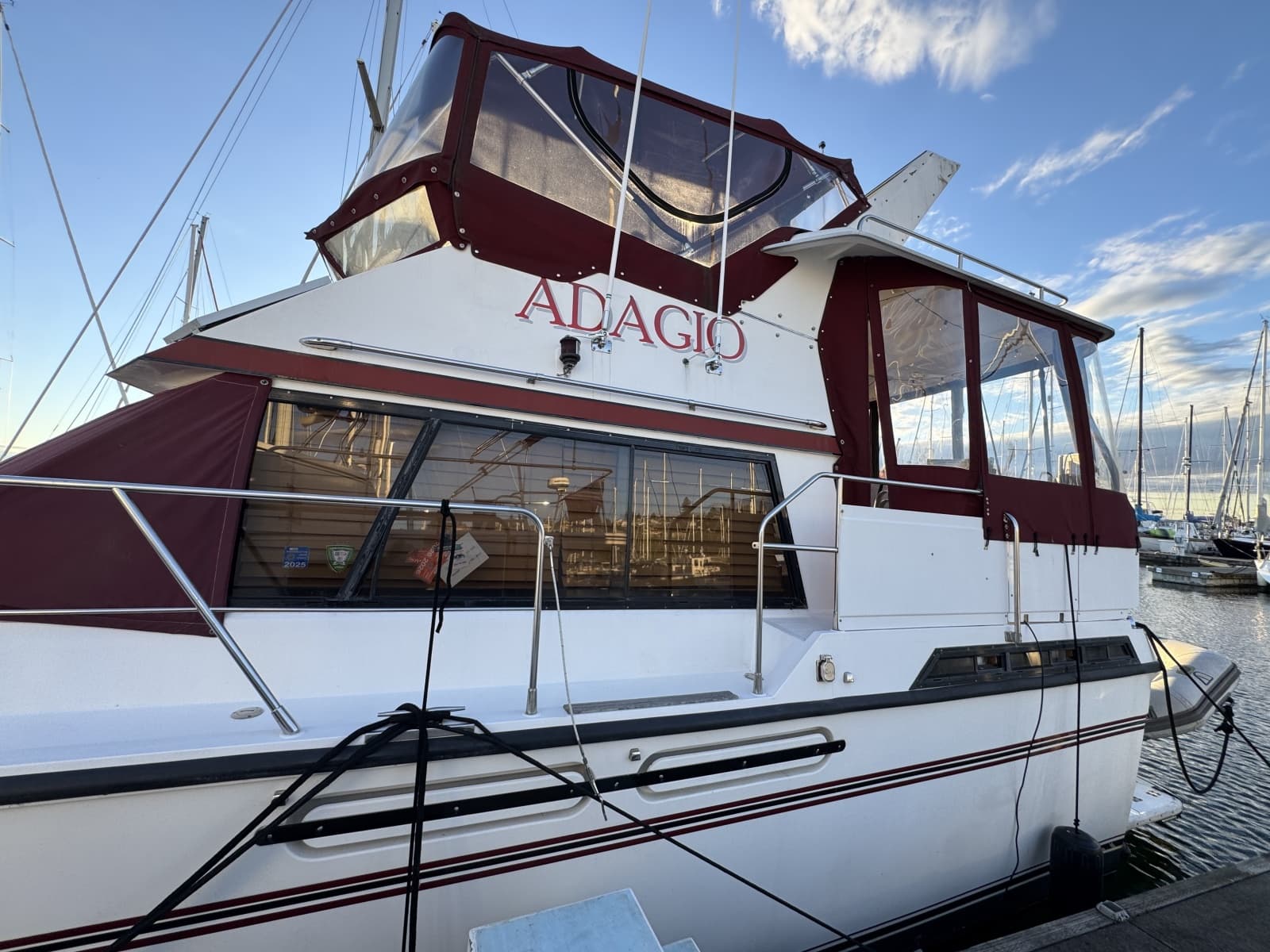 1987 President 37 Sundeck - Photo 7