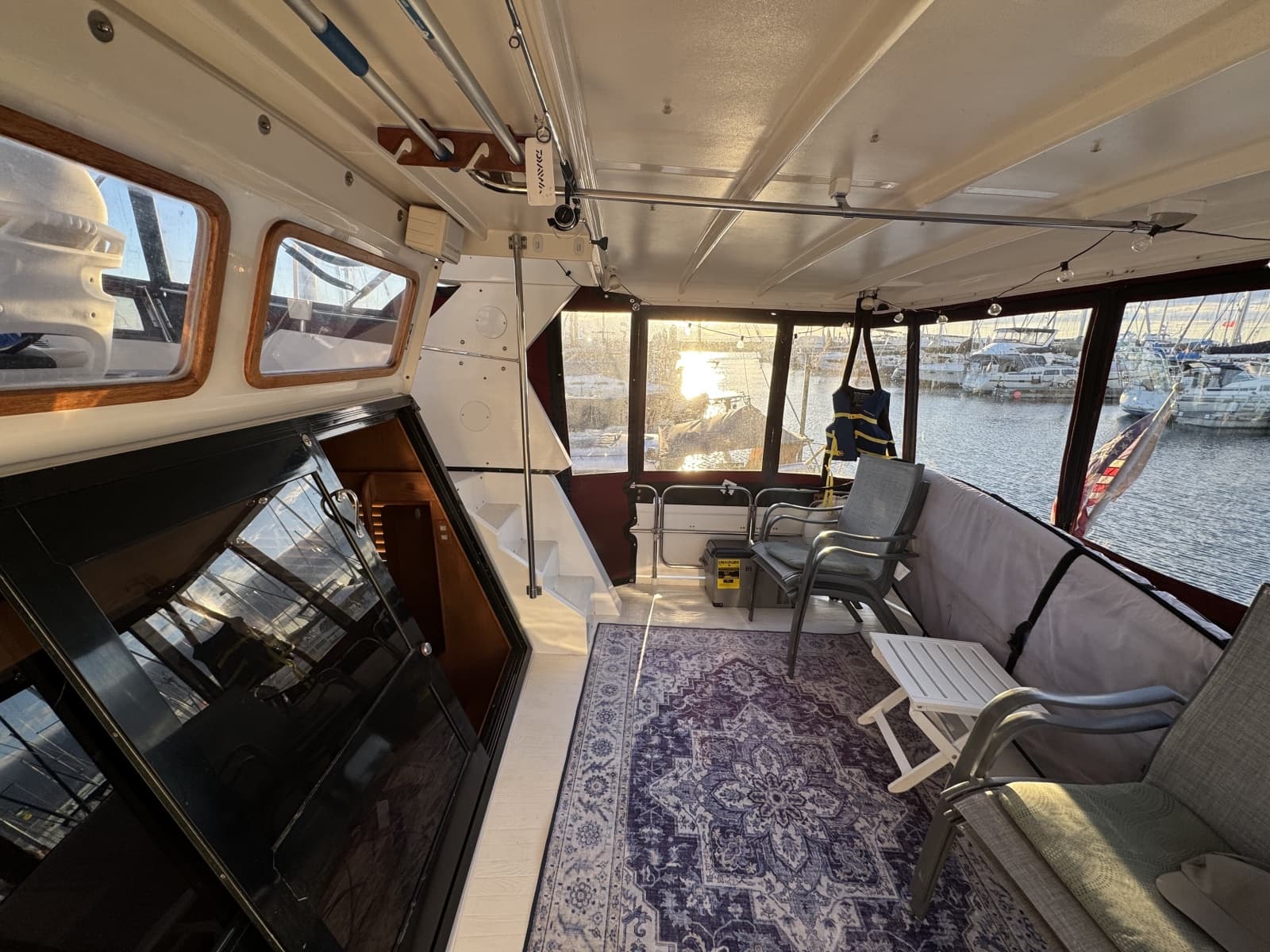 1987 President 37 Sundeck - Photo 9