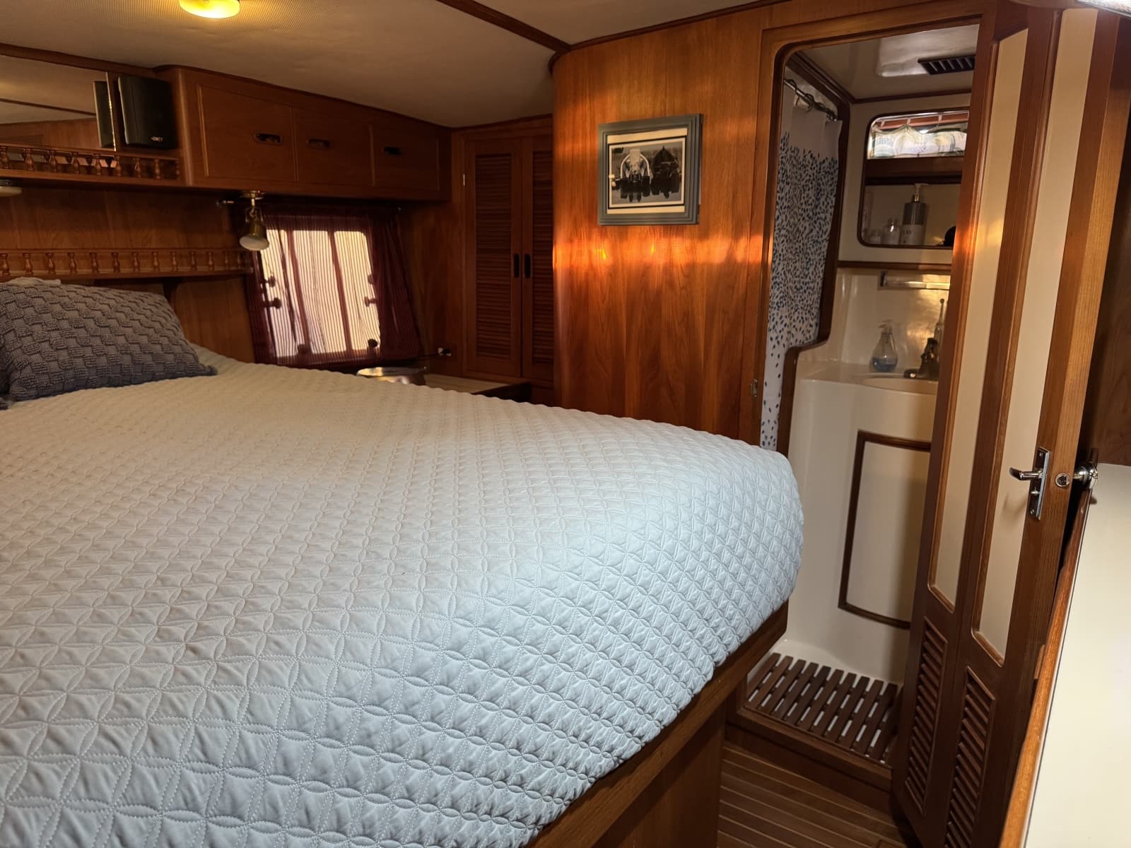 1987 President 37 Sundeck - Photo 46