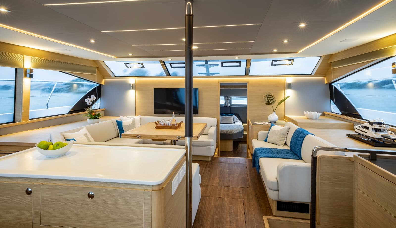2025 Aquila 54 Yacht - Photo 24