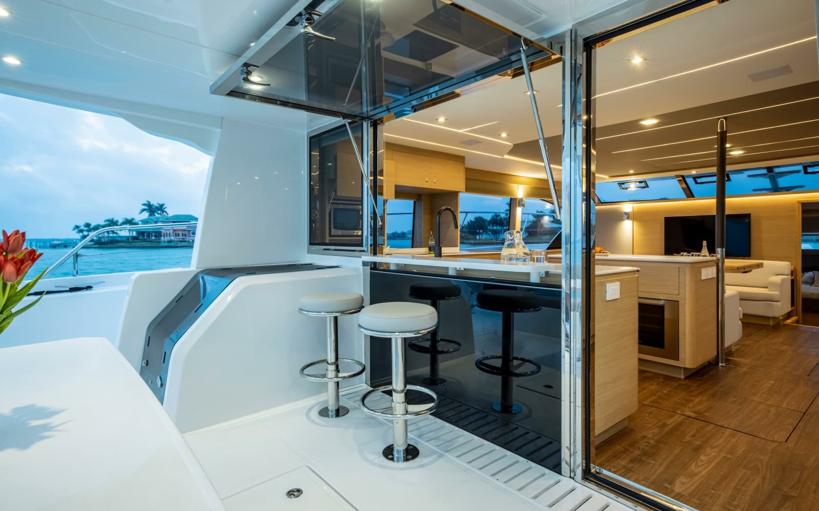 2025 Aquila 54 Yacht - Photo 20