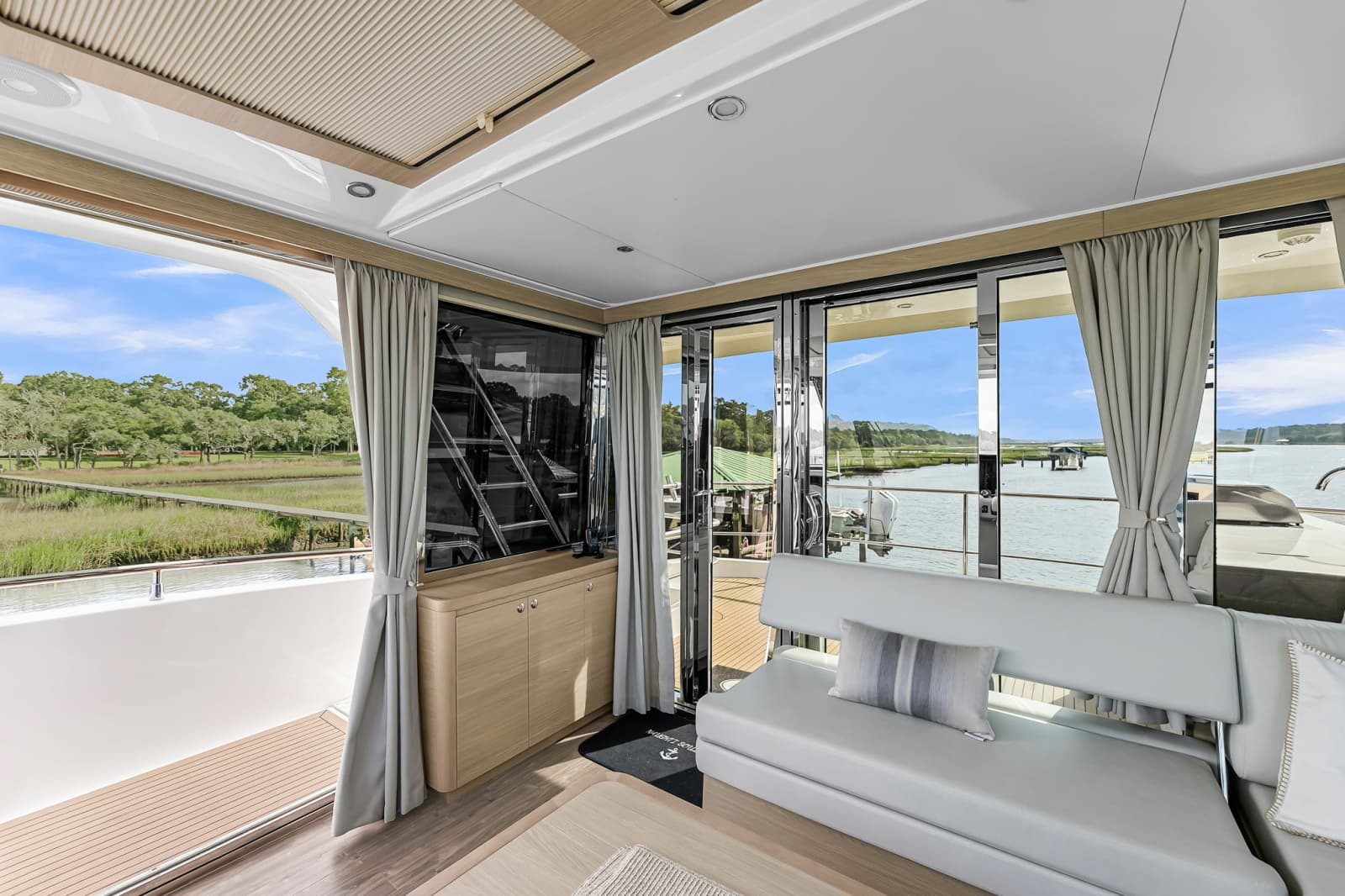 2025 Aquila 54 Yacht - Photo 44