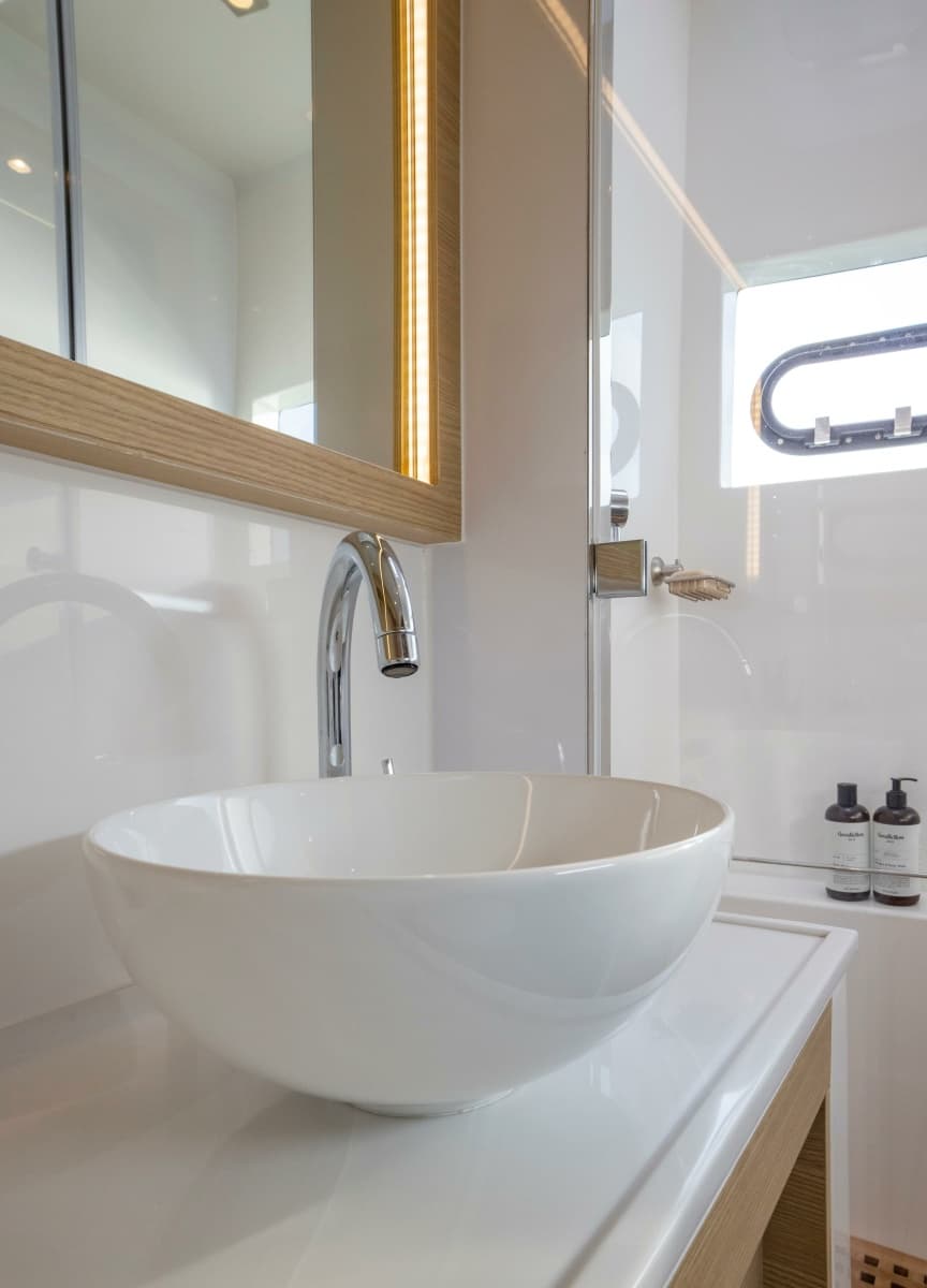 2025 Aquila 54 Yacht - Photo 67