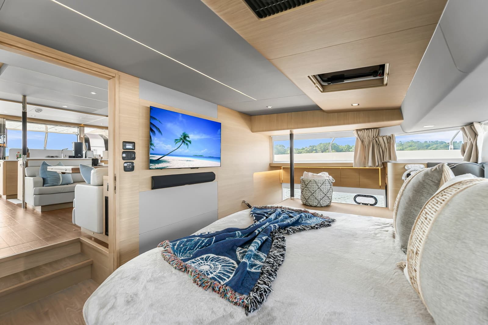 2025 Aquila 54 Yacht - Photo 17