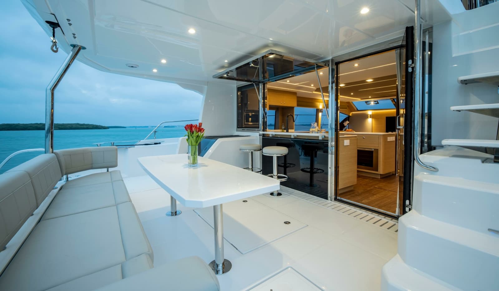 2025 Aquila 54 Yacht - Photo 19