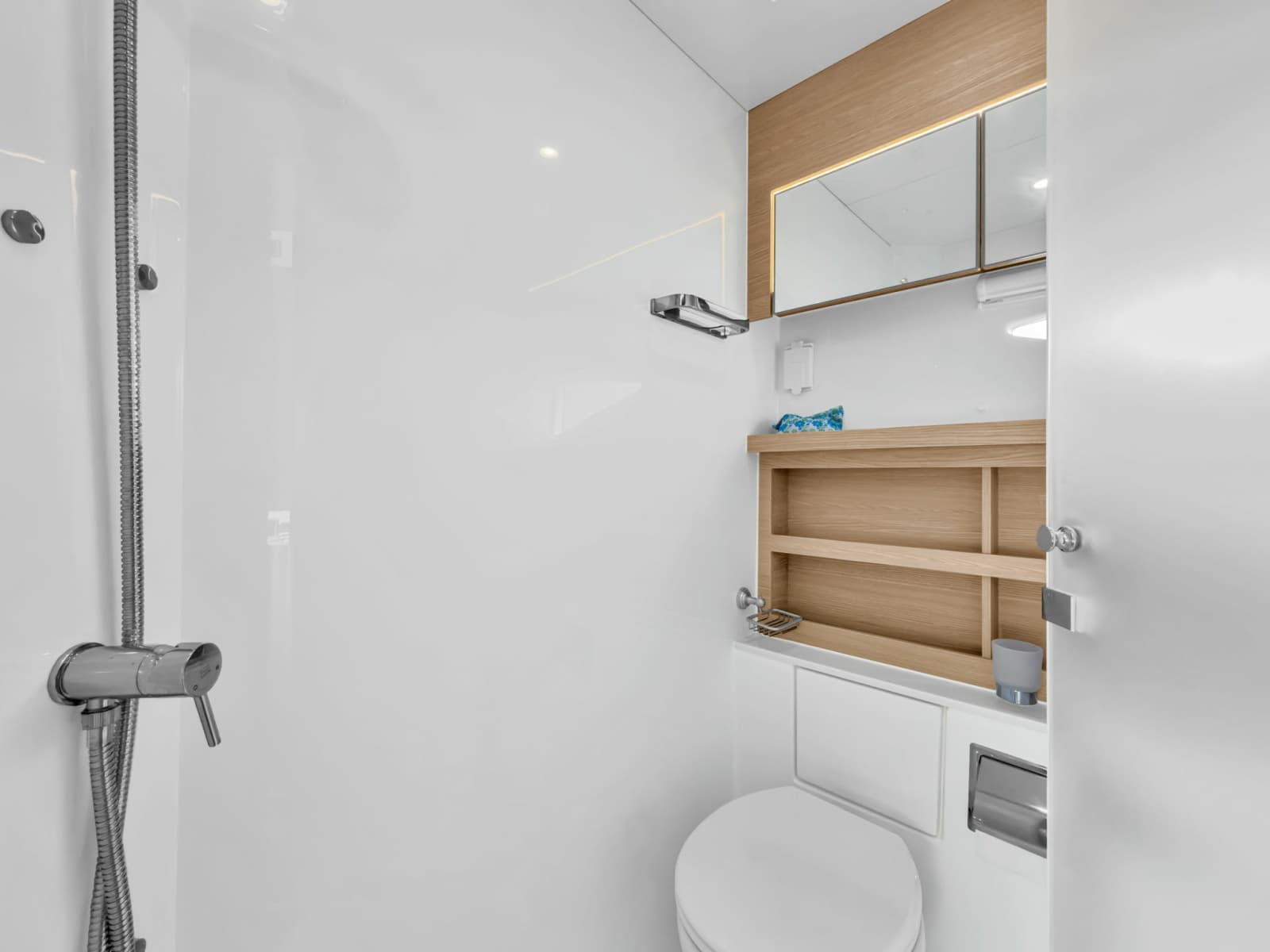 2025 Aquila 54 Yacht - Photo 66