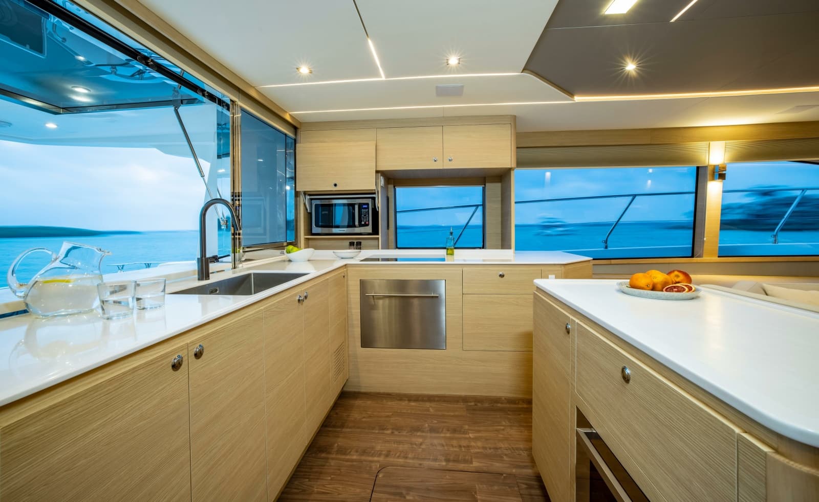 2025 Aquila 54 Yacht - Photo 37