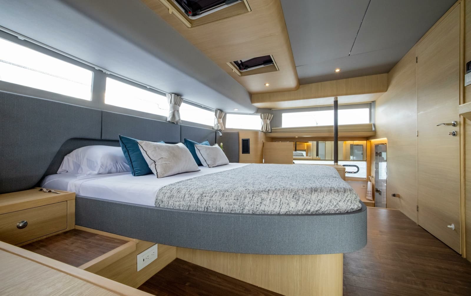 2025 Aquila 54 Yacht - Photo 59