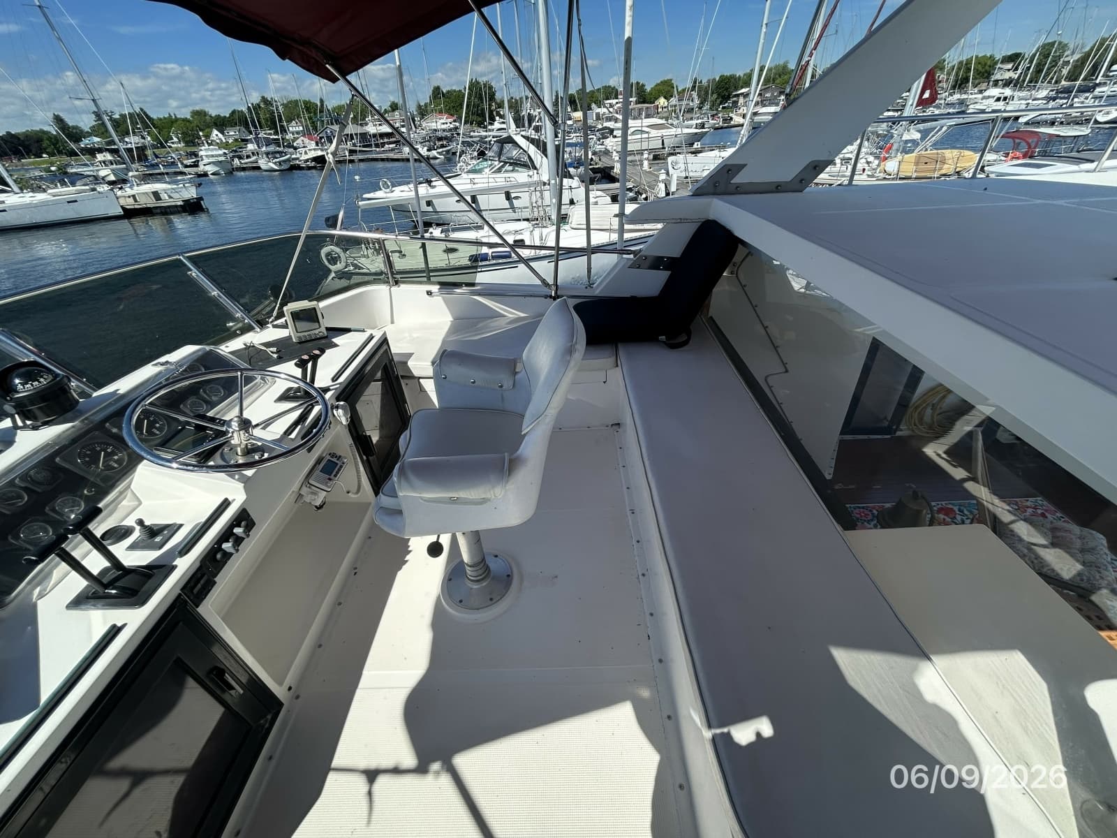 1988 High Tech Yachts Sundeck - Photo 18