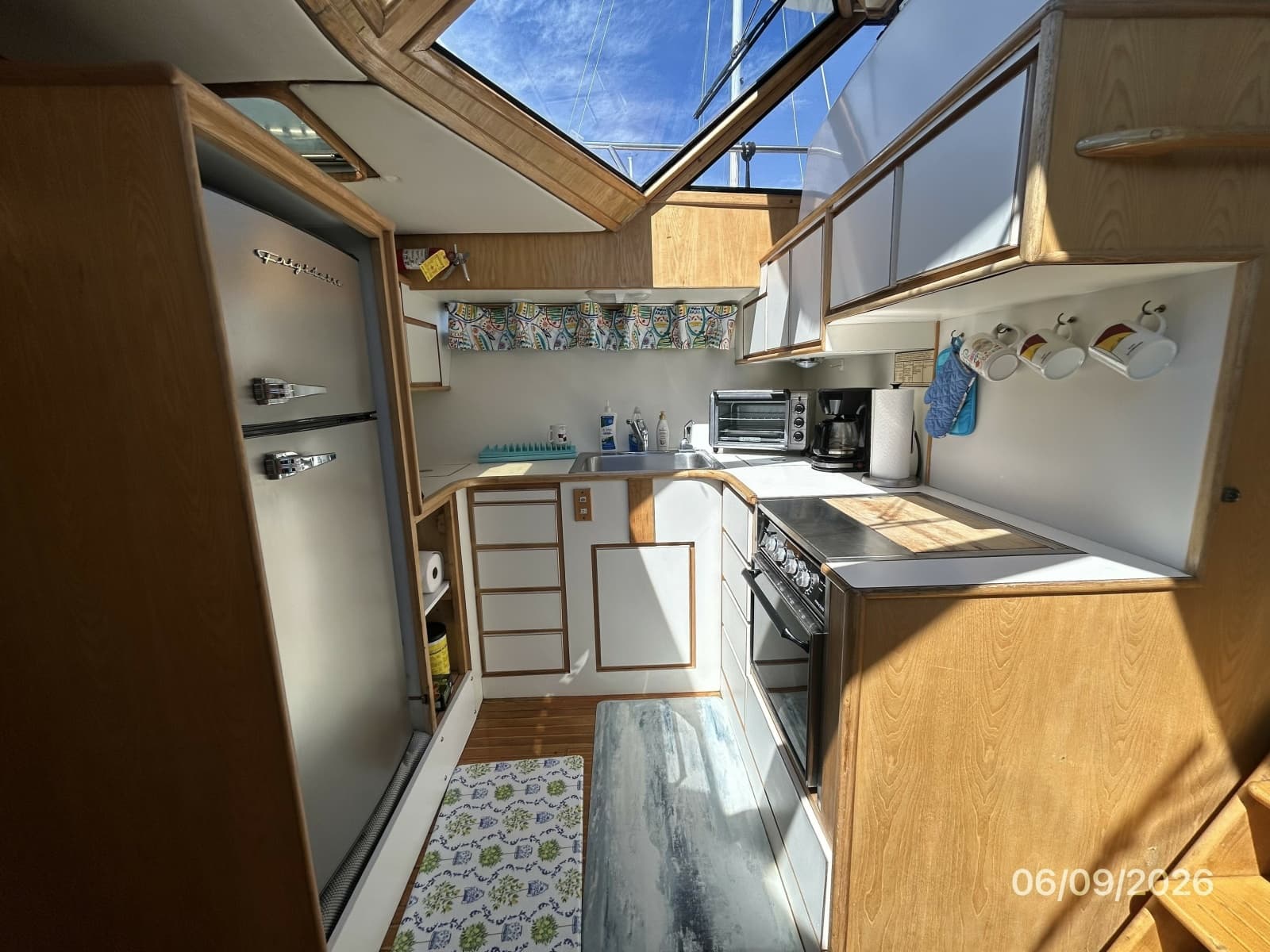 1988 High Tech Yachts Sundeck - Photo 46