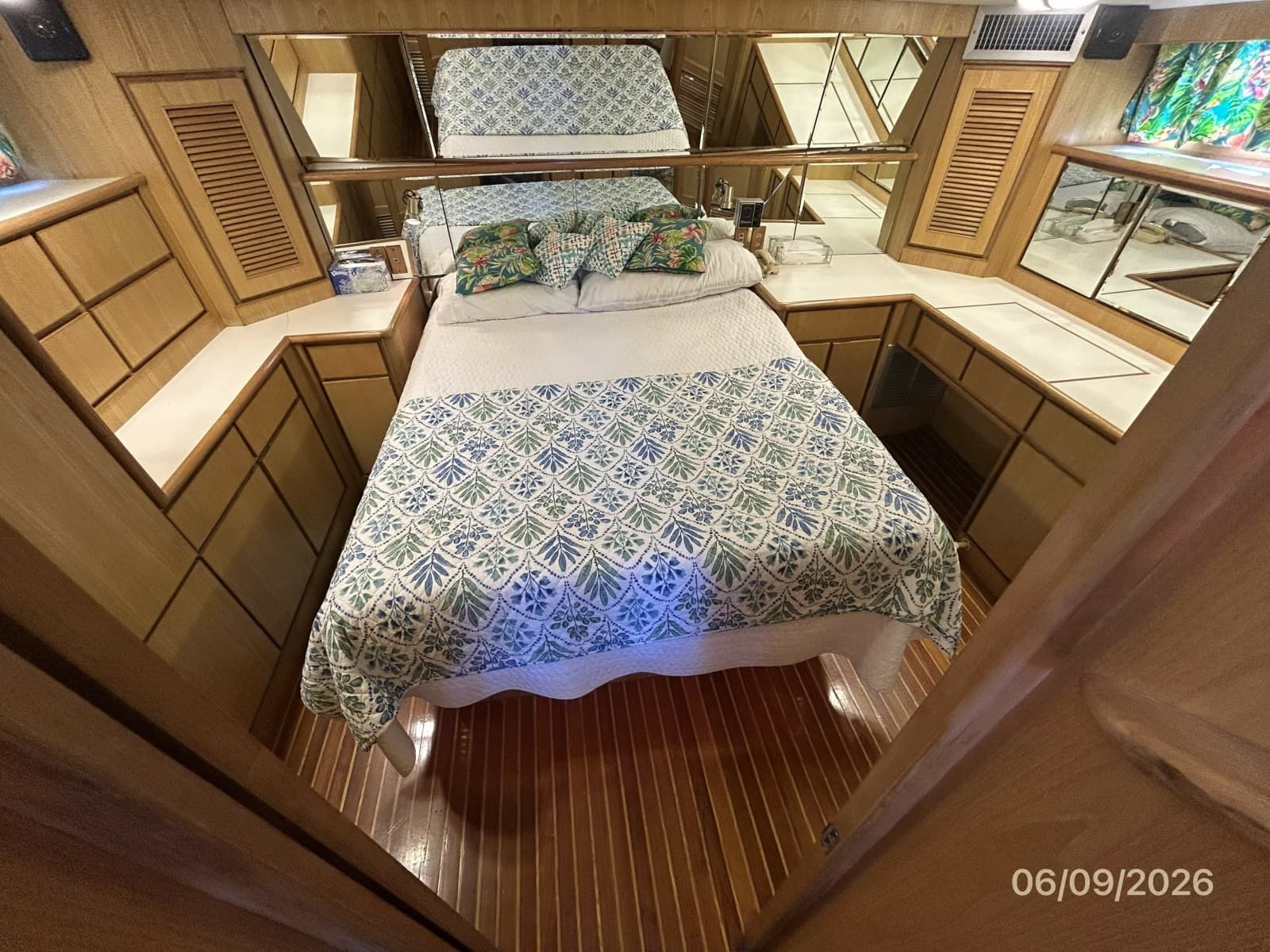 1988 High Tech Yachts Sundeck - Photo 49