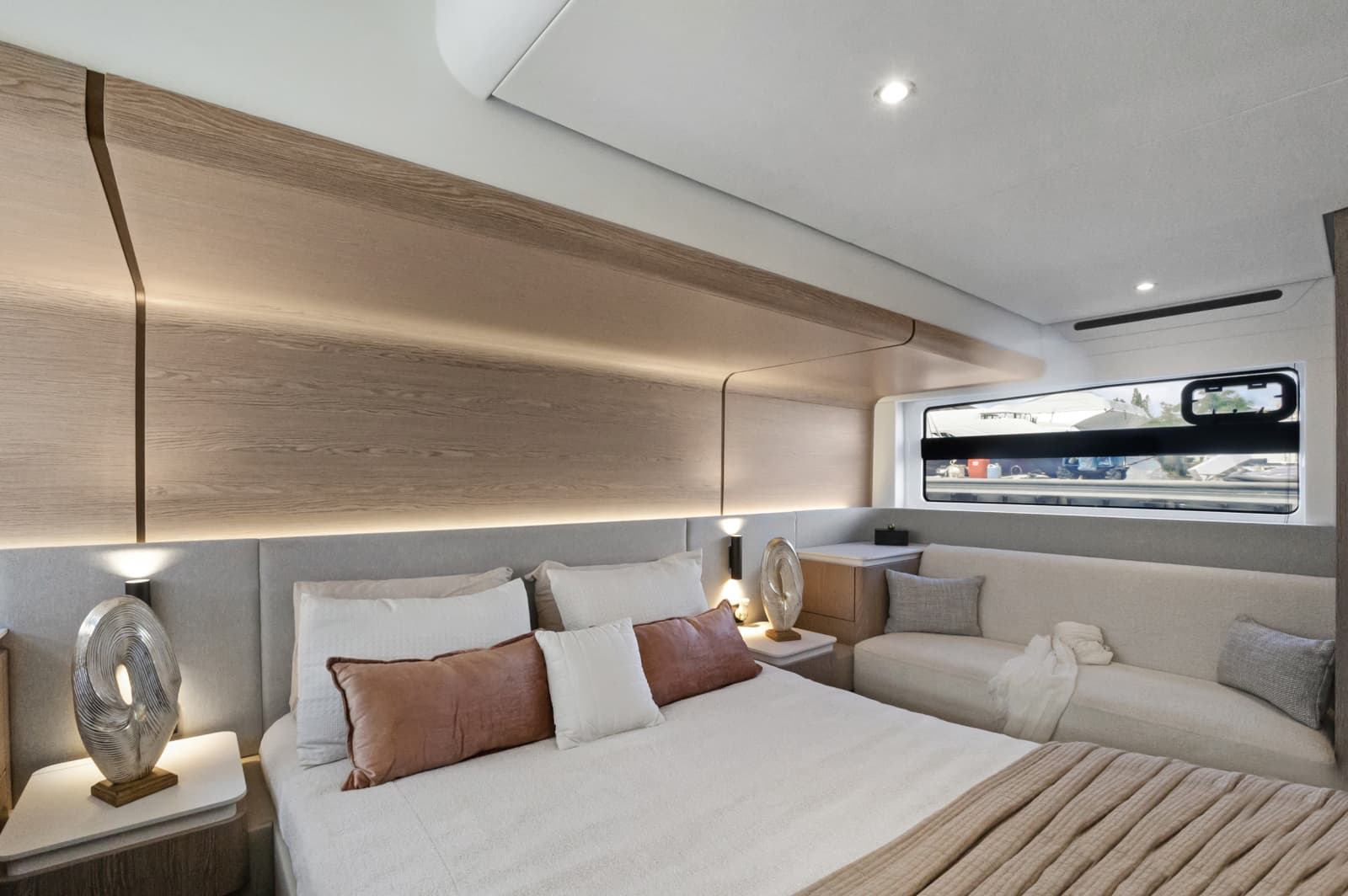 2025 Azimut FLY 53 - Photo 31