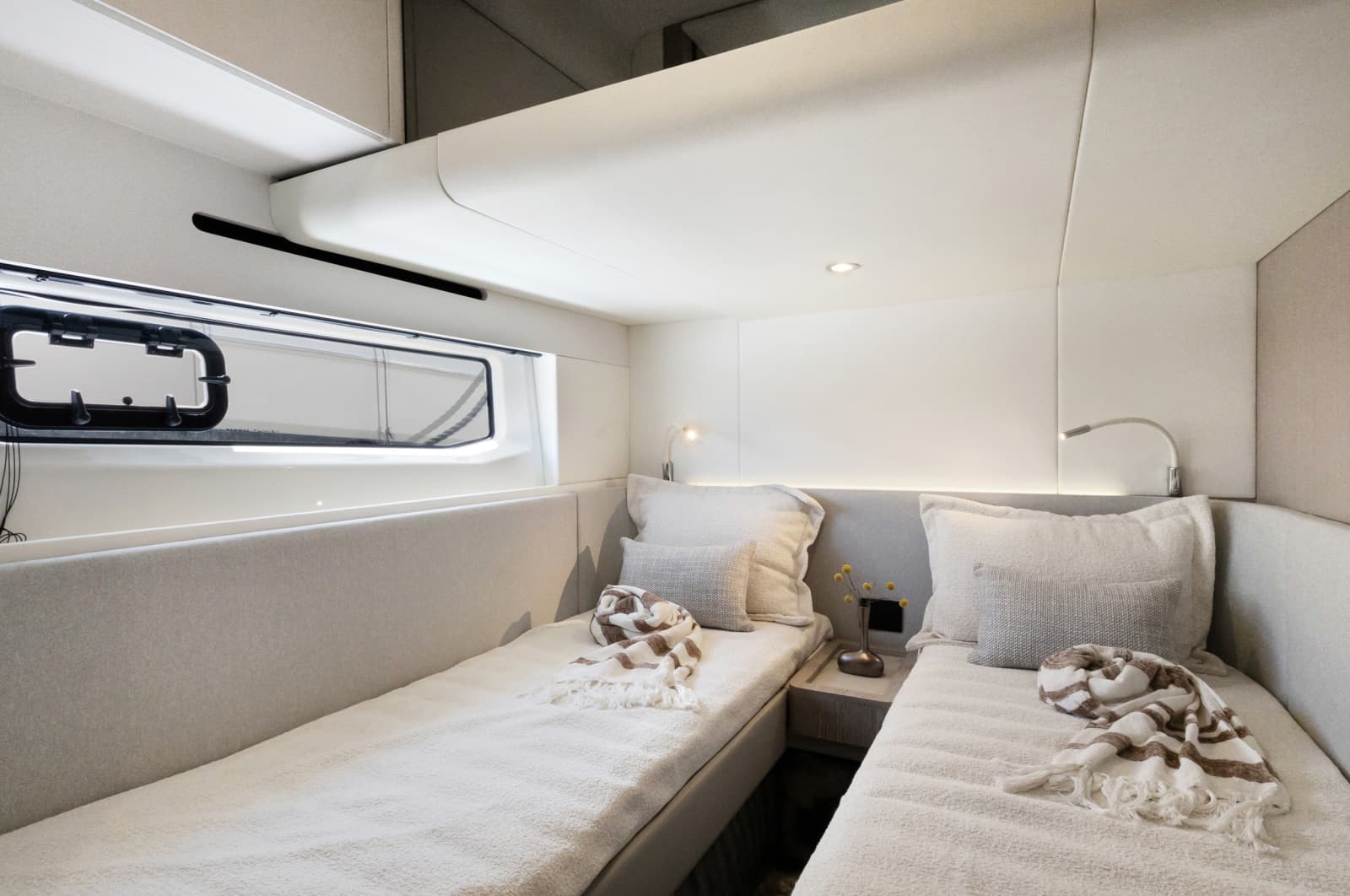 2025 Azimut FLY 53 - Photo 47