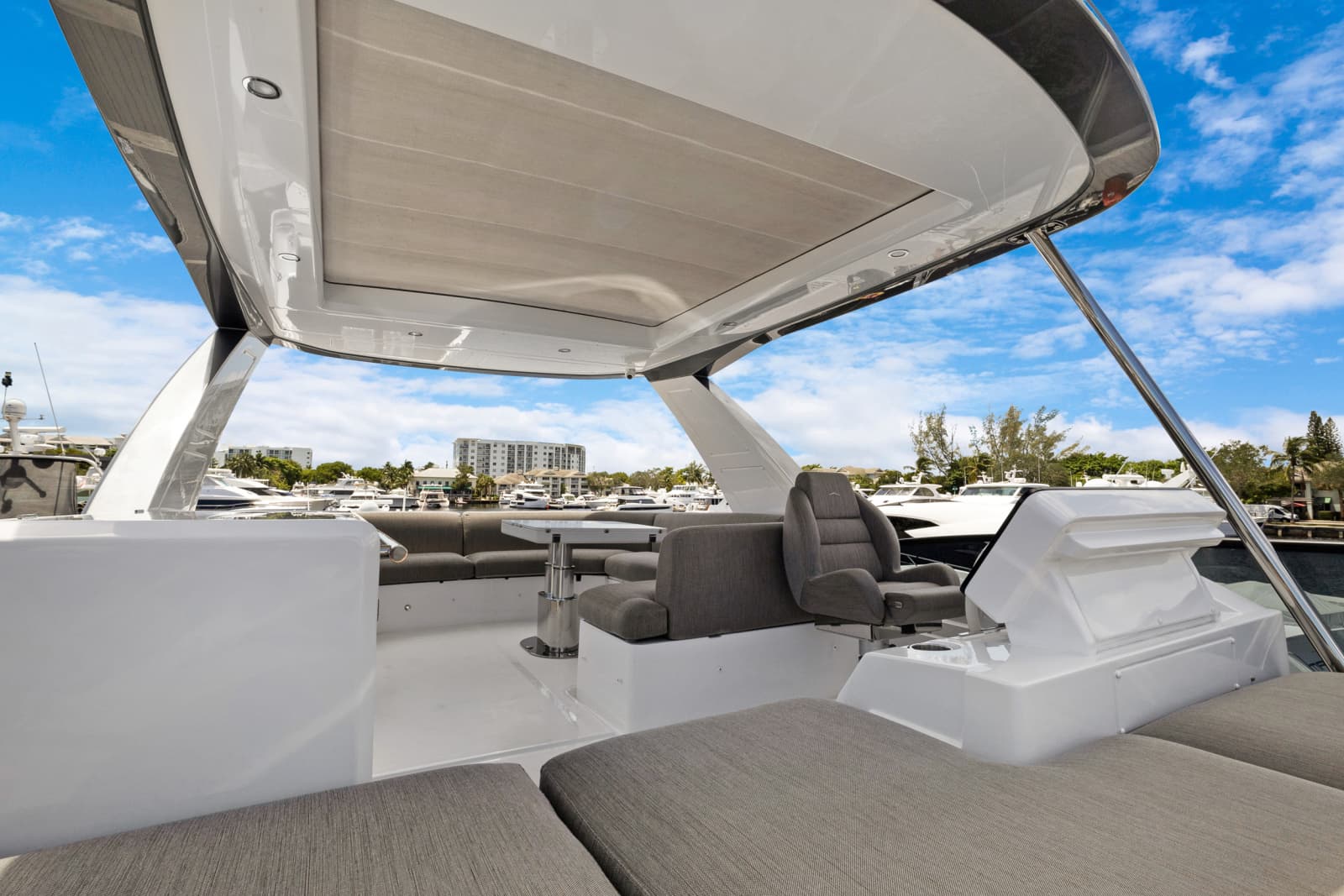 2025 Azimut FLY 53 - Photo 57