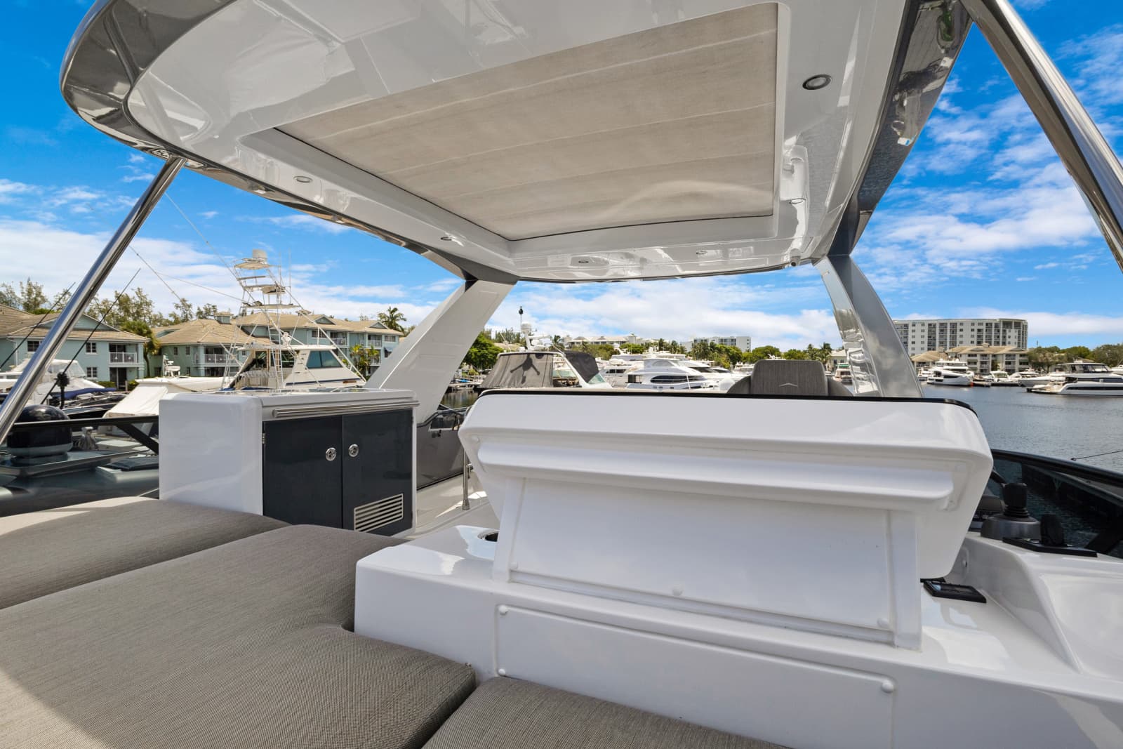 2025 Azimut FLY 53 - Photo 58