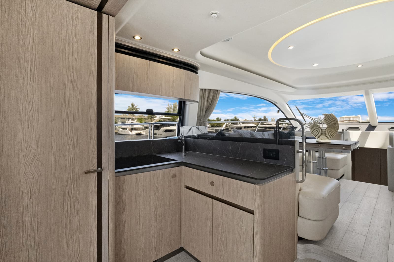 2025 Azimut FLY 53 - Photo 17