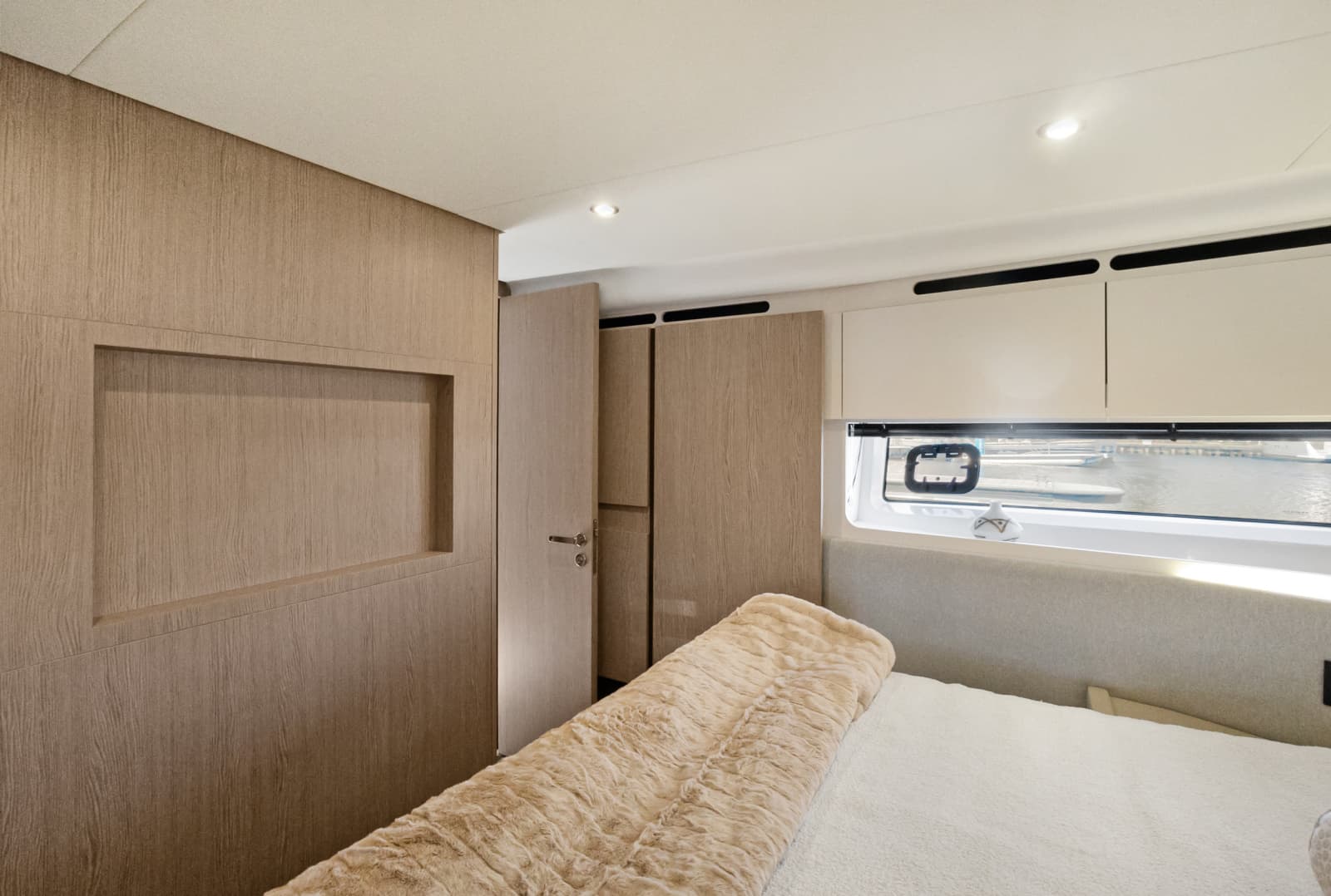 2025 Azimut FLY 53 - Photo 42