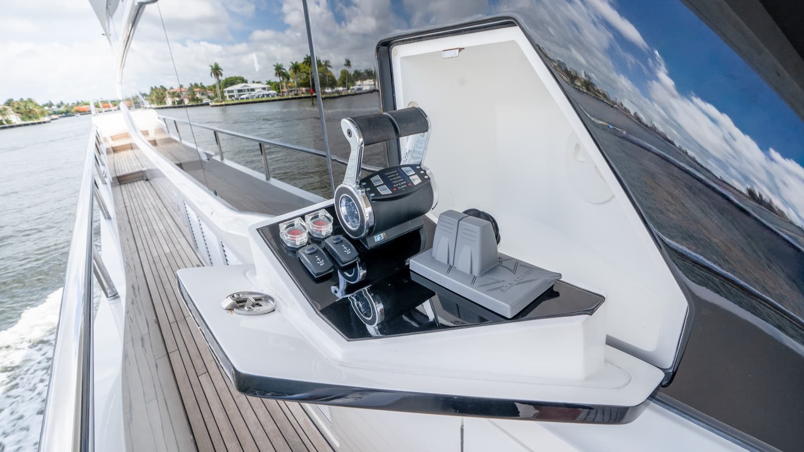2020 Princess Y85 - Photo 20