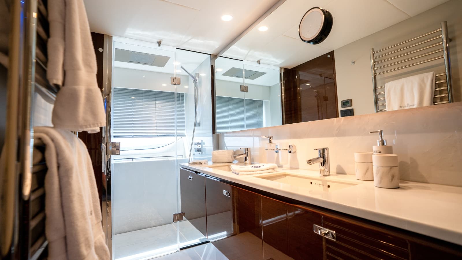 2020 Princess Y85 - Photo 64