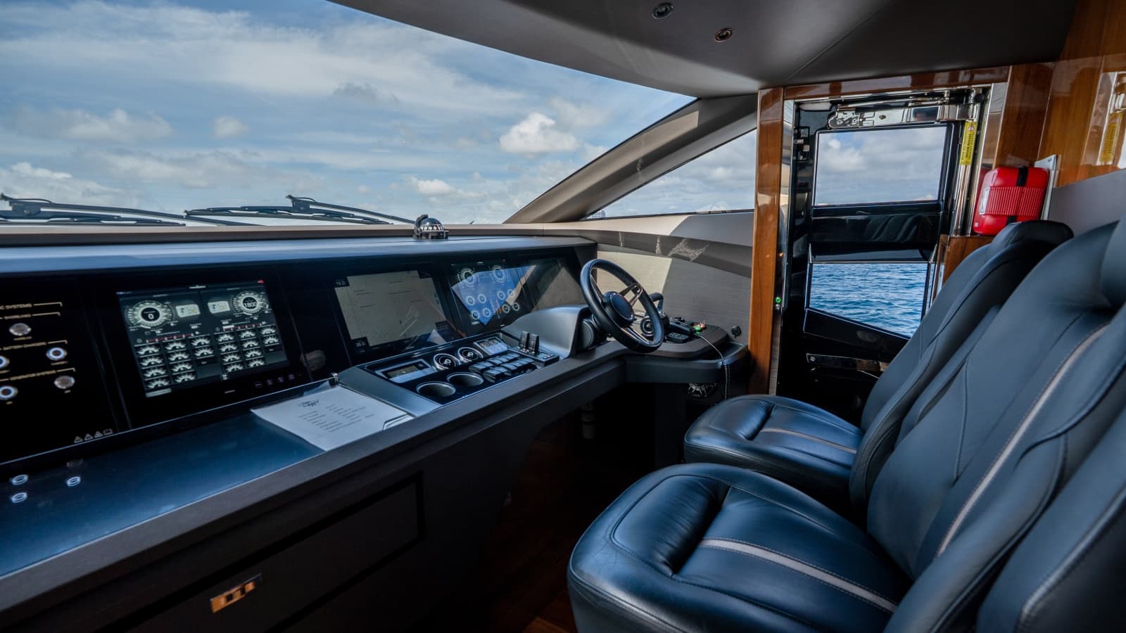 2020 Princess Y85 - Photo 54