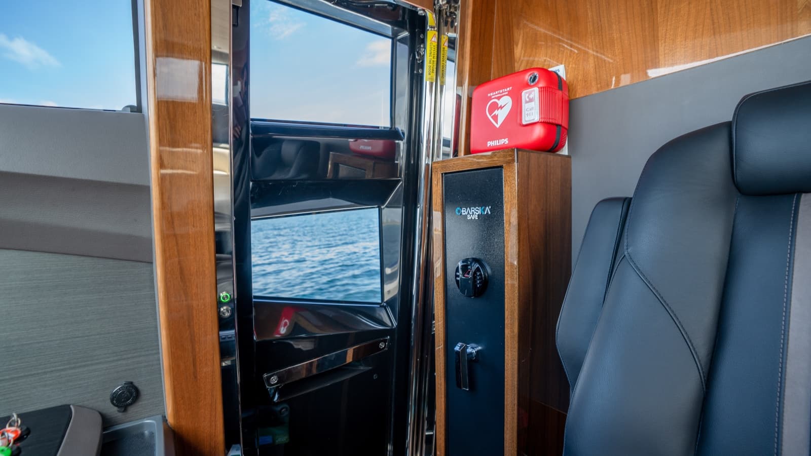 2020 Princess Y85 - Photo 58