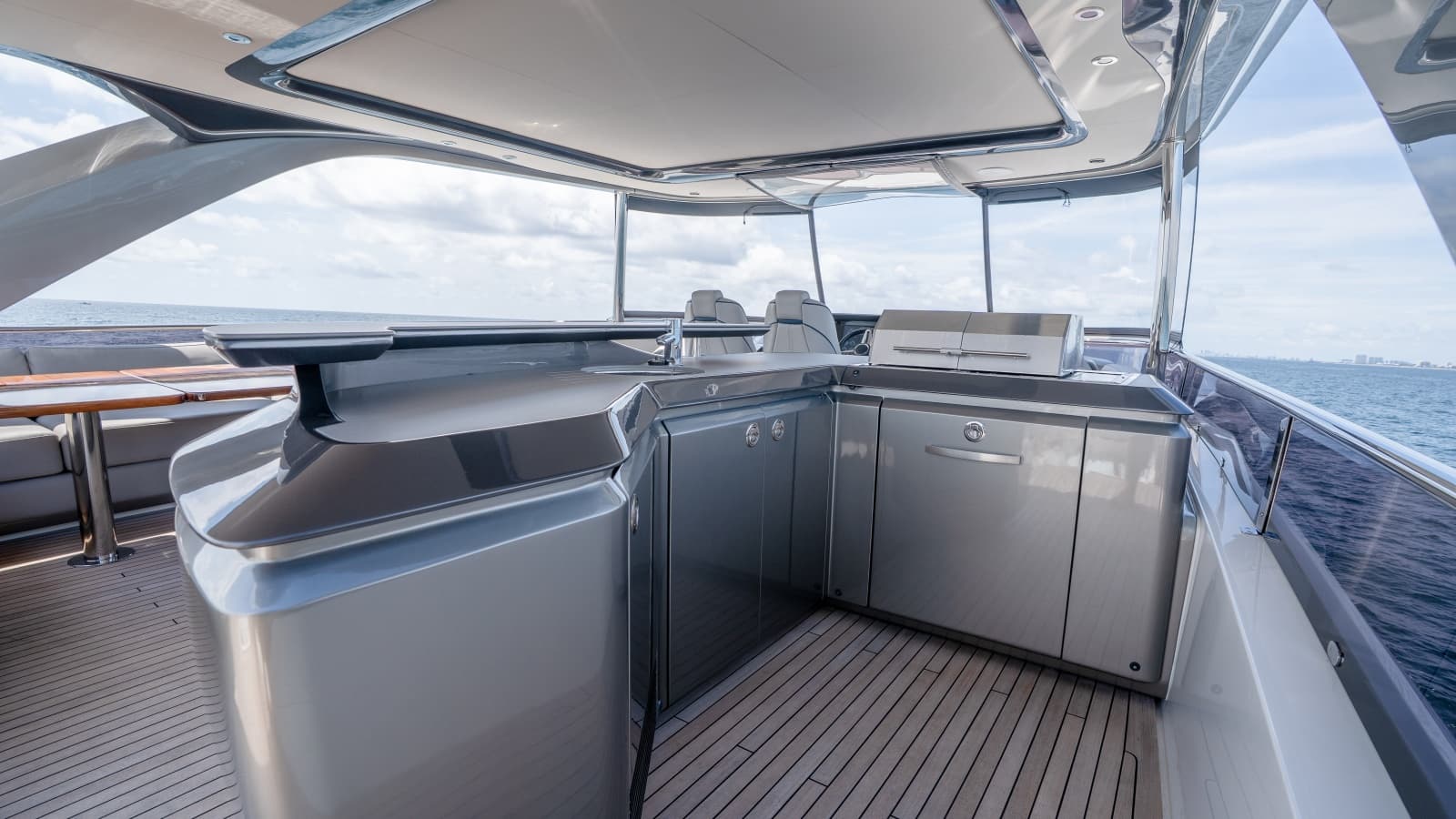 2020 Princess Y85 - Photo 31