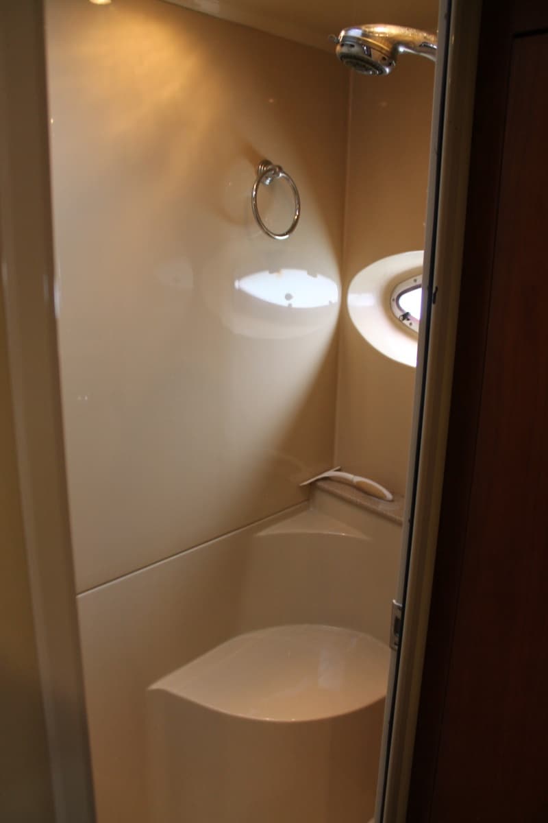 2007 Cruisers Yachts  - Photo 34