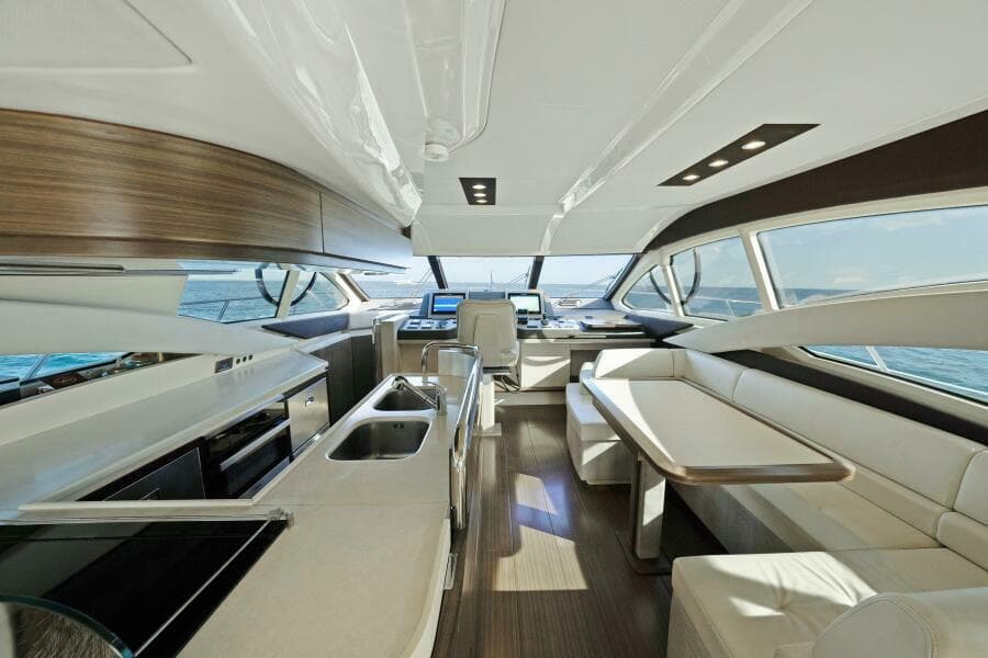 2017 Azimut 60 Flybridge - Photo 9
