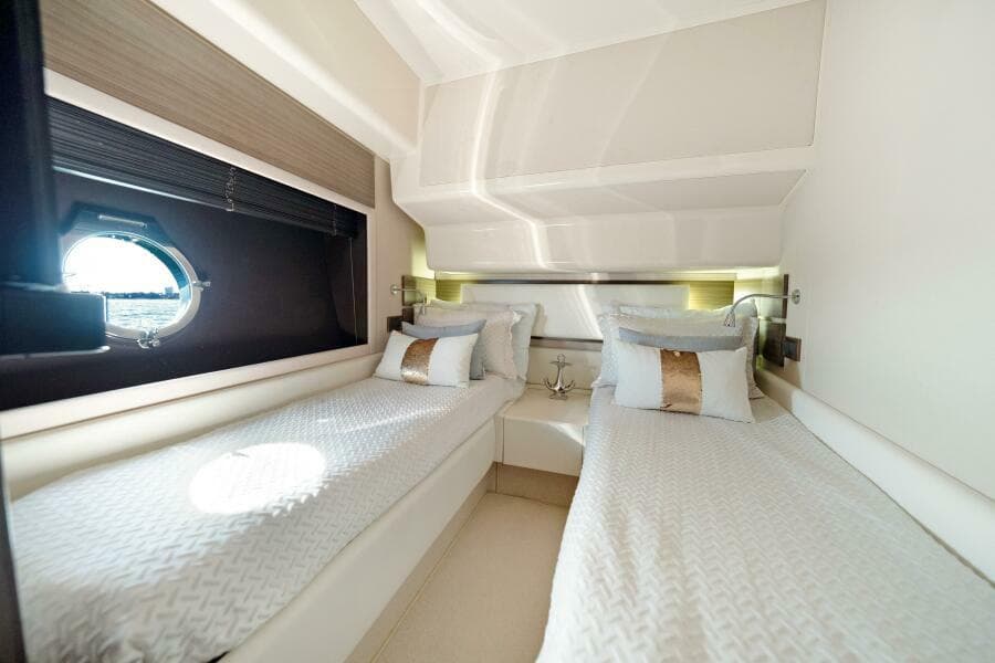 2017 Azimut 60 Flybridge - Photo 29