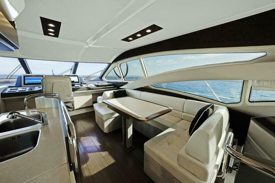2017 Azimut 60 Flybridge - Photo 10