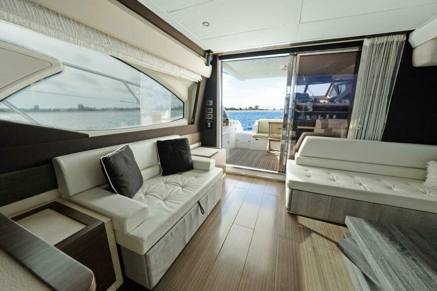 2017 Azimut 60 Flybridge - Photo 8