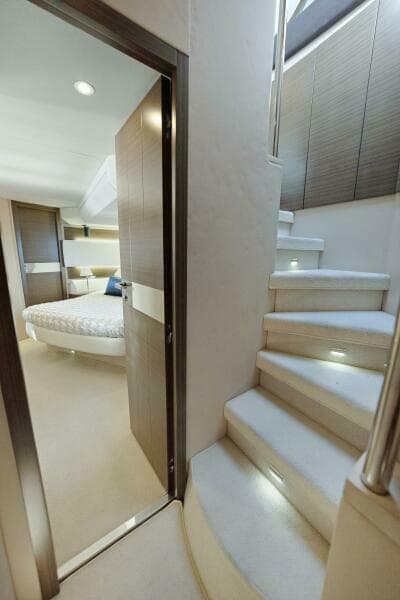2017 Azimut 60 Flybridge - Photo 18