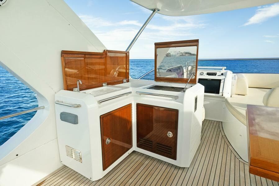 2017 Azimut 60 Flybridge - Photo 35
