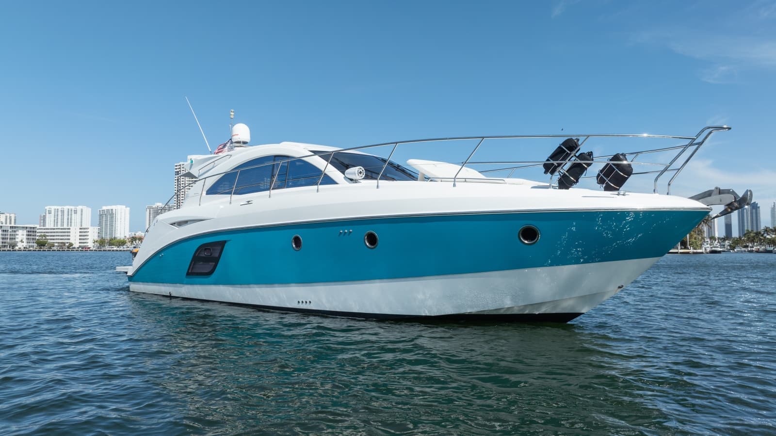 2010 Beneteau Monte Carlo 47 - Photo 2