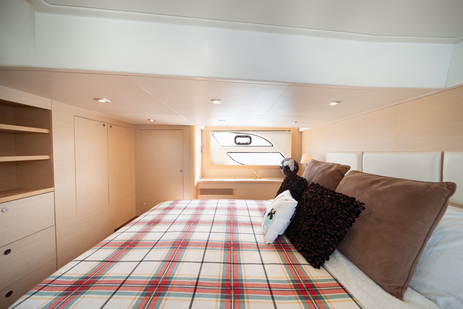 2010 Beneteau Monte Carlo 47 - Photo 26