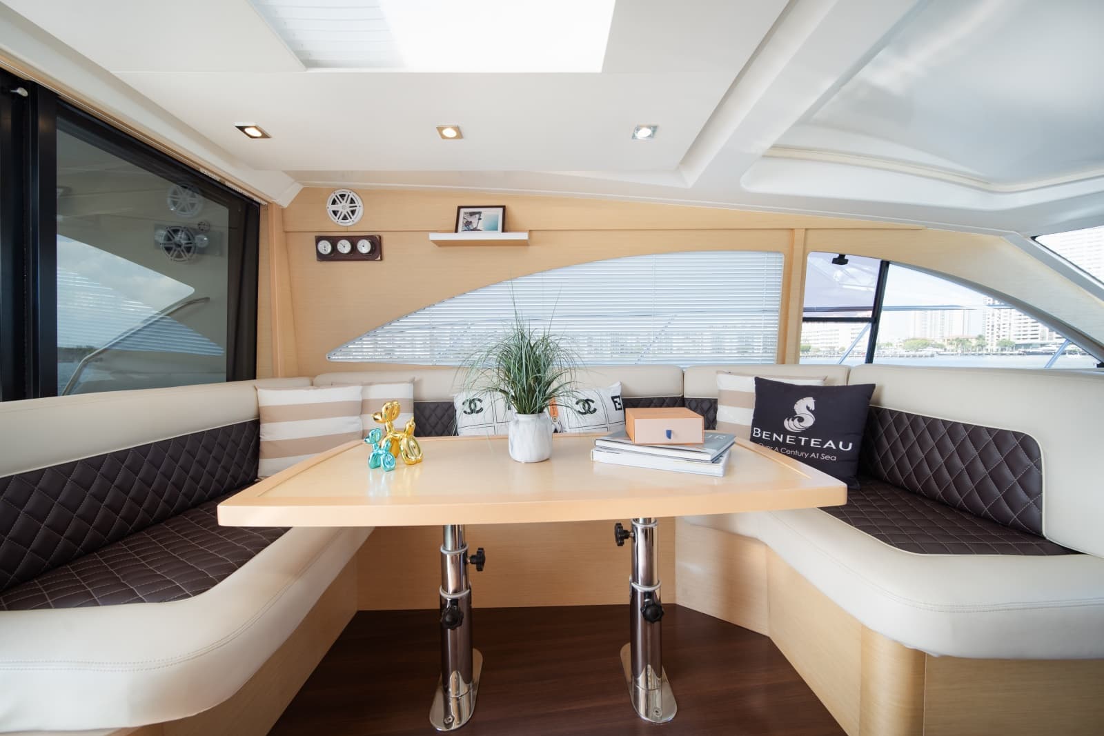2010 Beneteau Monte Carlo 47 - Photo 16