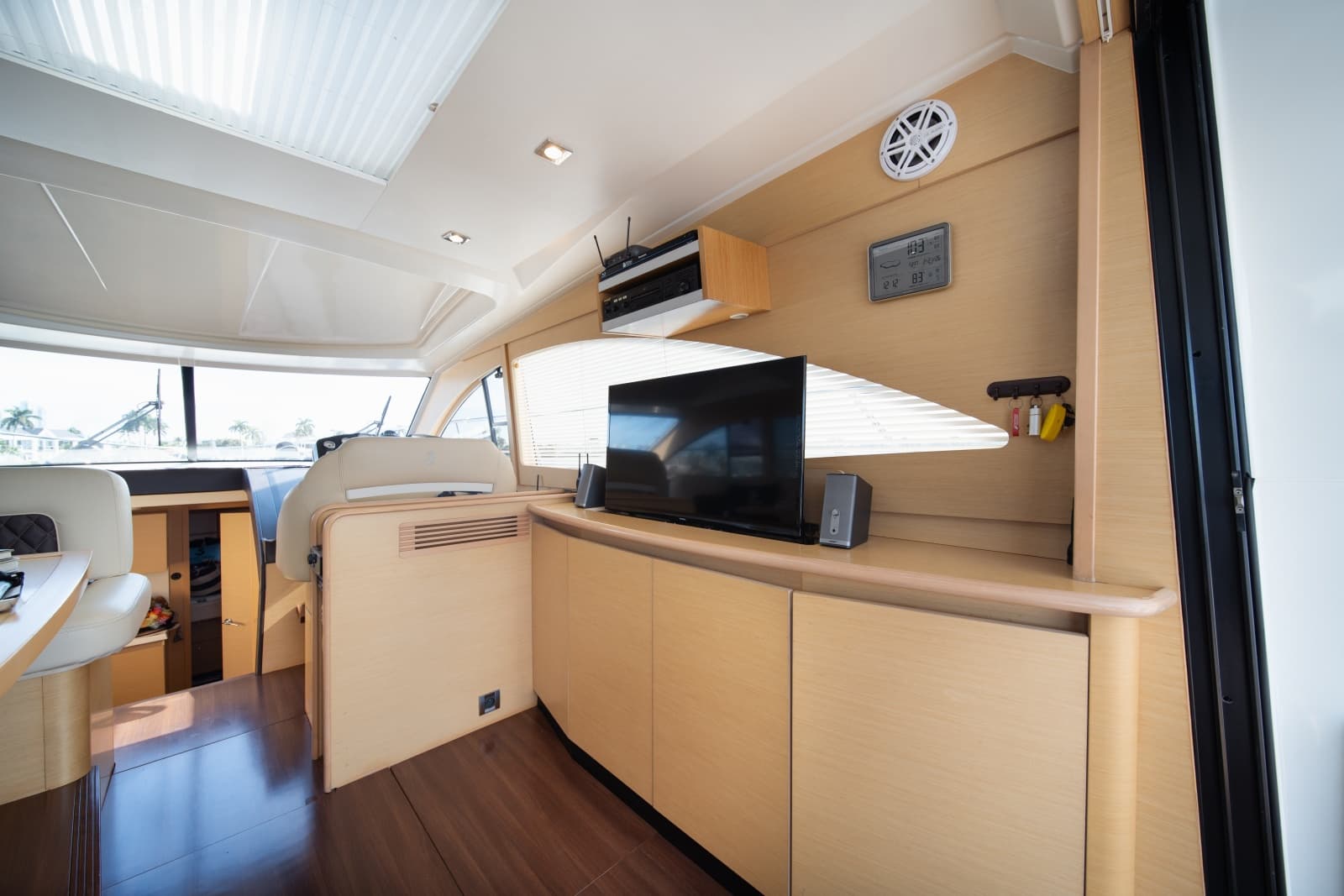 2010 Beneteau Monte Carlo 47 - Photo 17