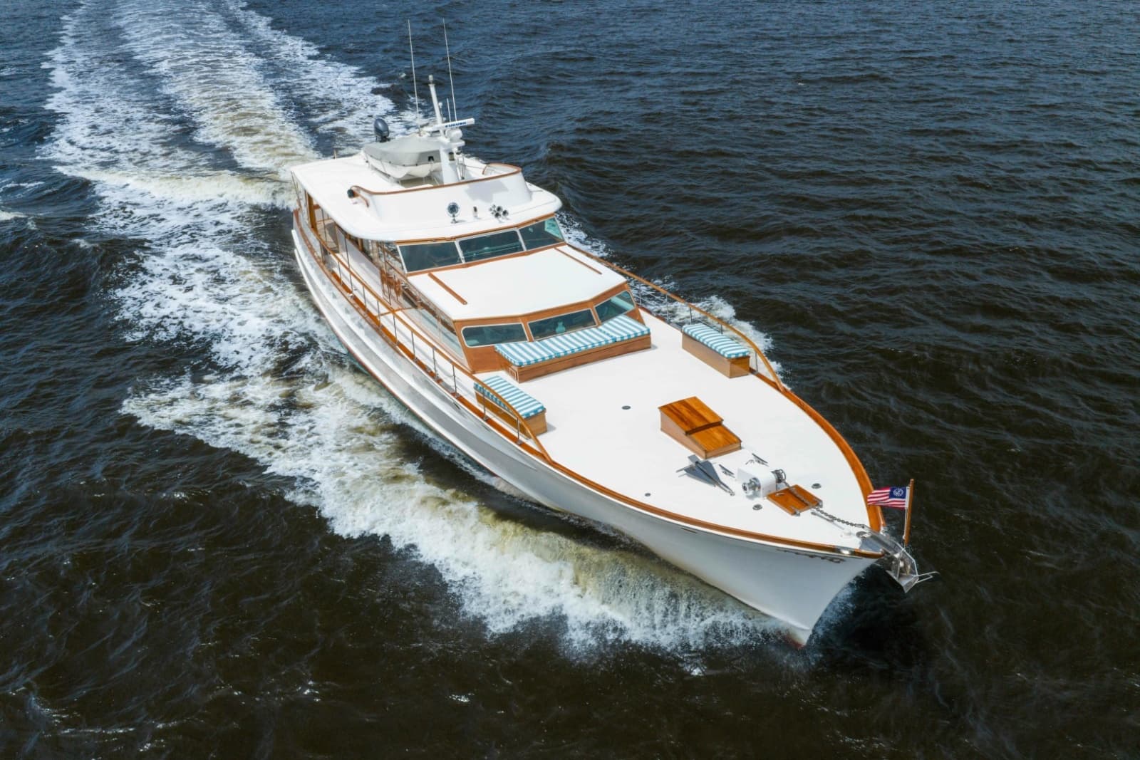 1963 Trumpy Classic - Photo 38
