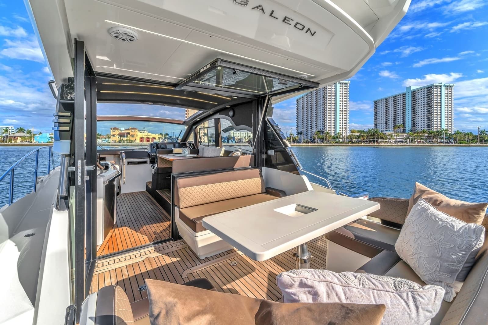 2023 Galeon 425 HTS - Photo 10