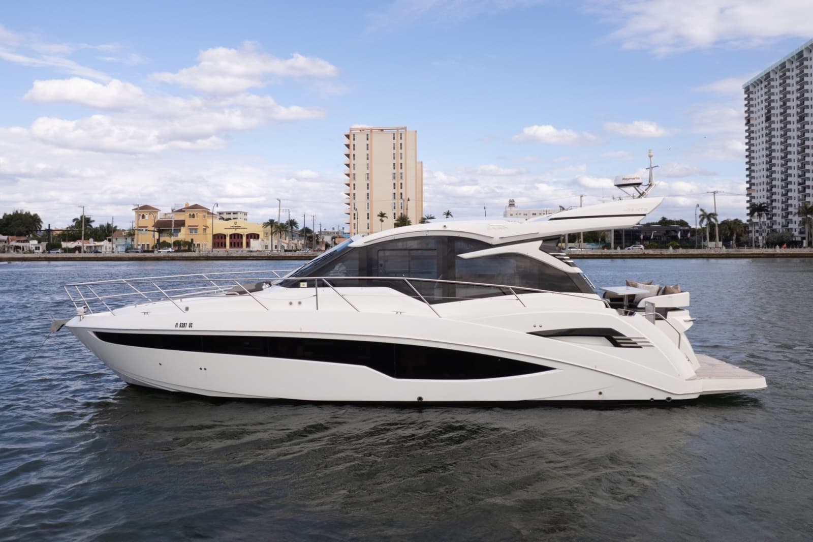 2023 Galeon 425 HTS - Photo 3