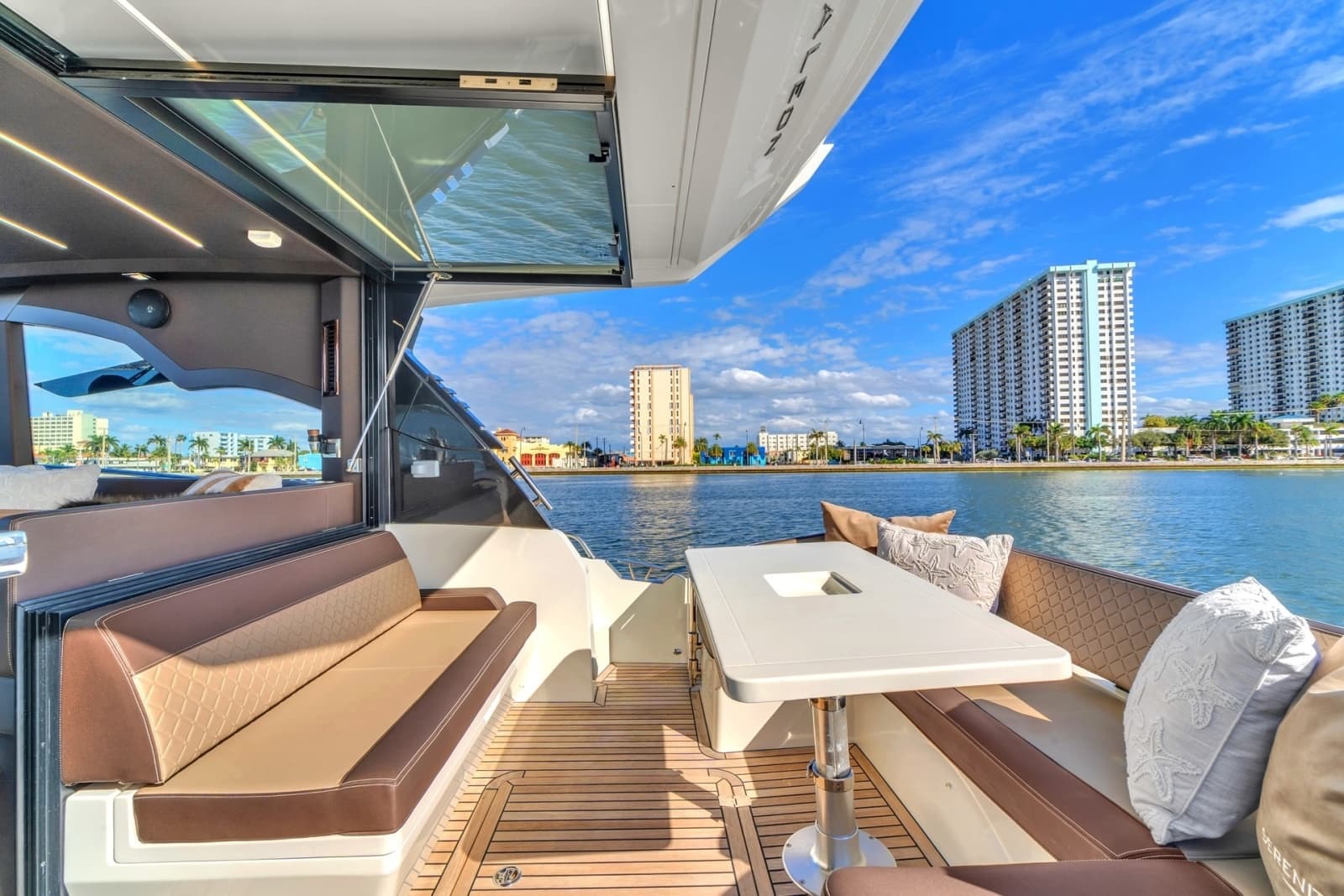 2023 Galeon 425 HTS - Photo 11