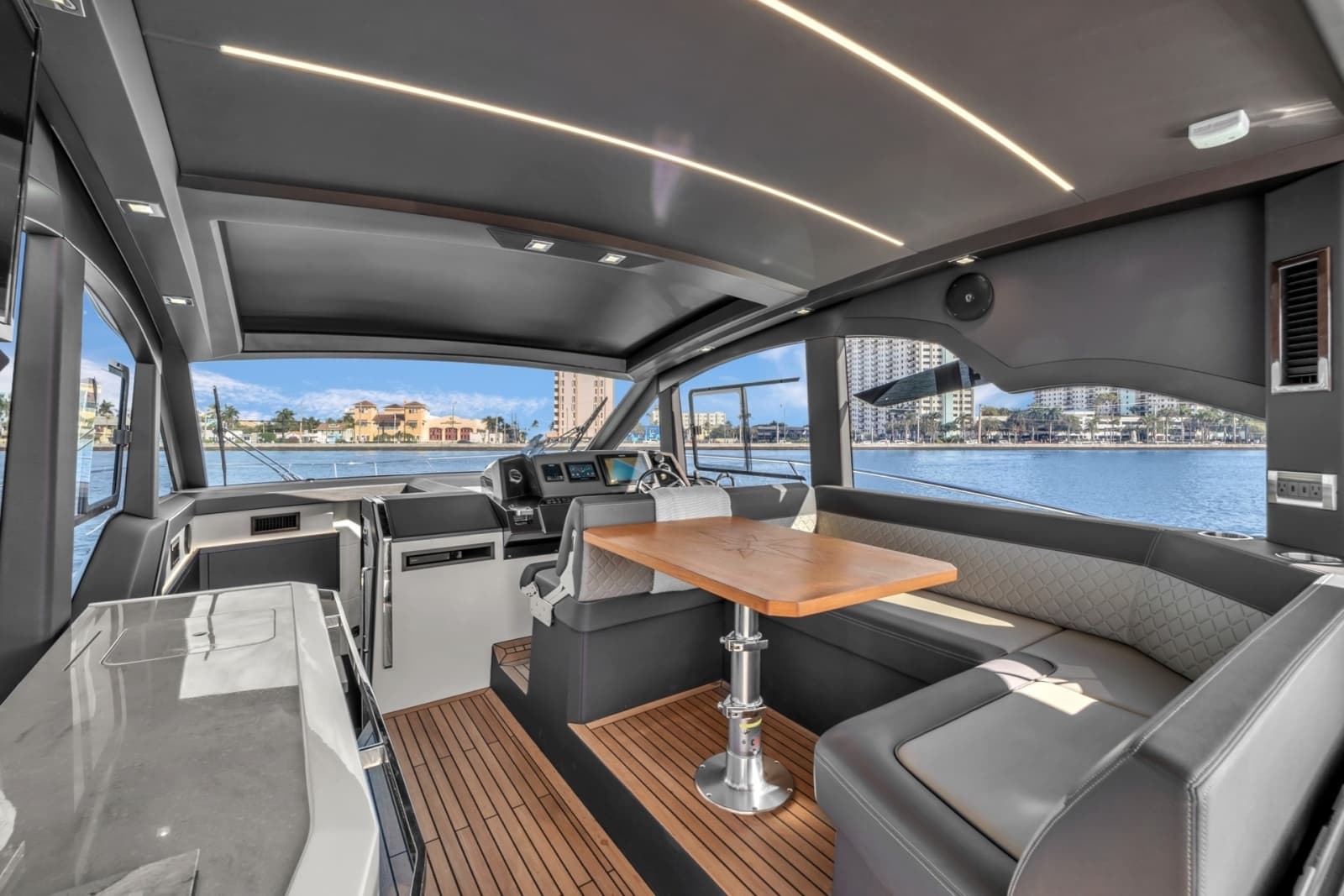2023 Galeon 425 HTS - Photo 17