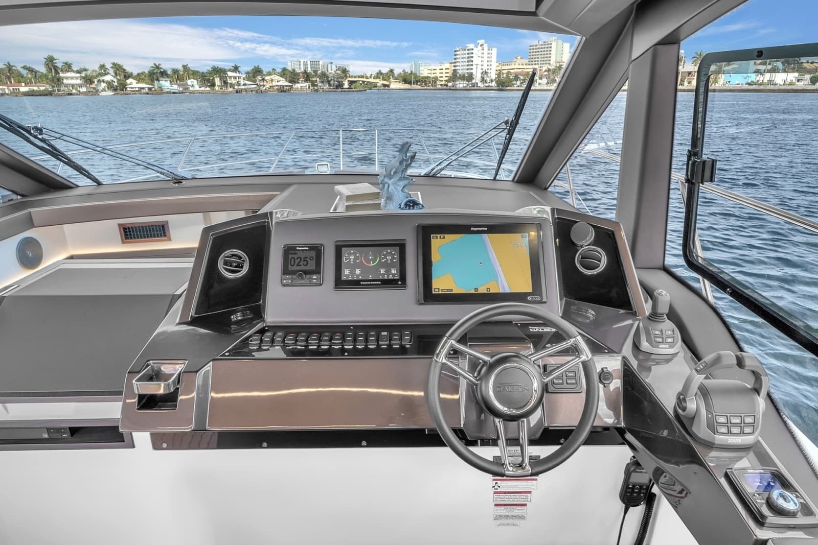 2023 Galeon 425 HTS - Photo 24