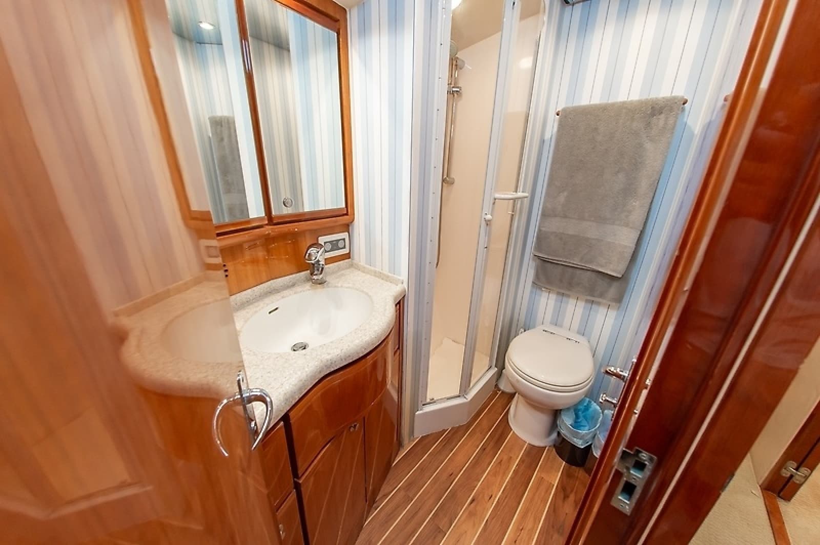 2008 Bertram 510 Convertible - Photo 33