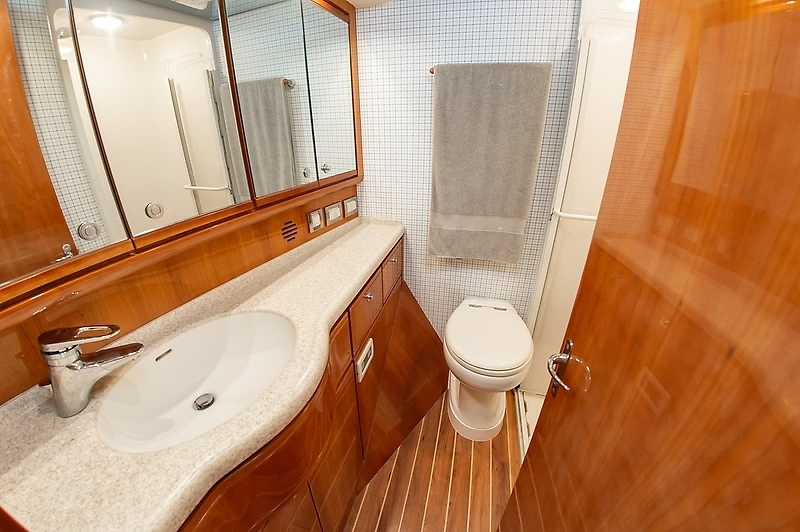 2008 Bertram 510 Convertible - Photo 29