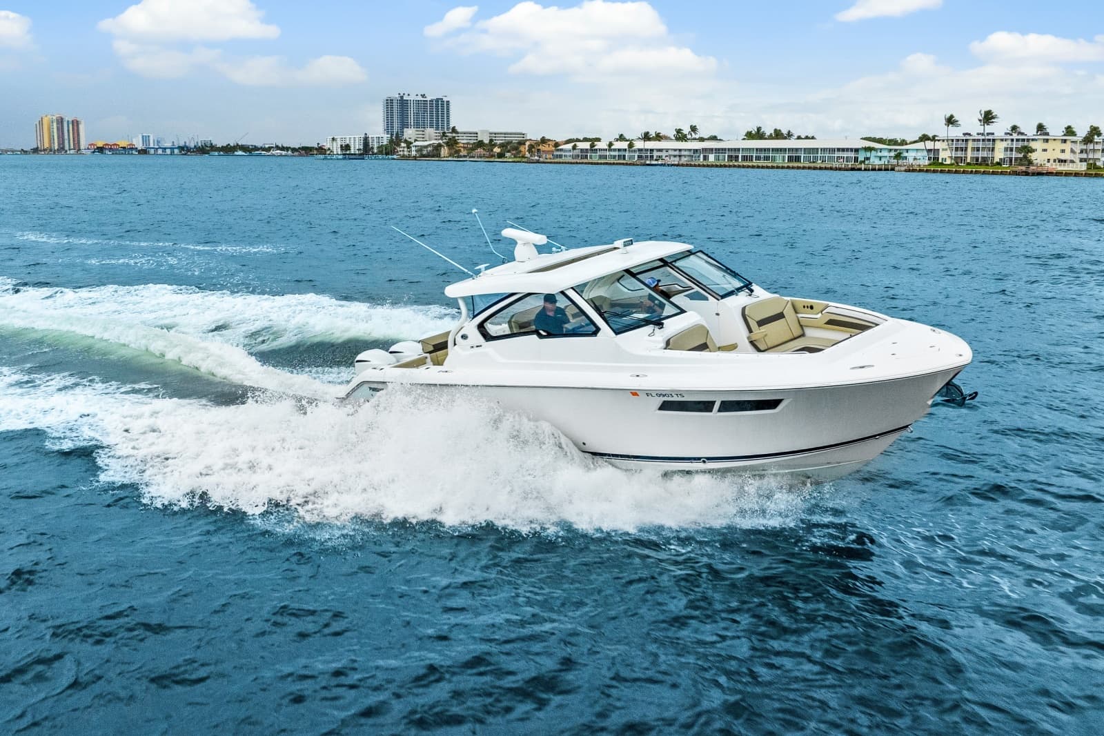 2021 Pursuit 365 Dual Console - Photo 24